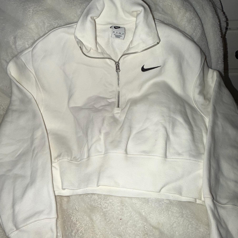 Size XS Nike White Cropped Quarter-Zip Sweatshirt In Perfect Condition